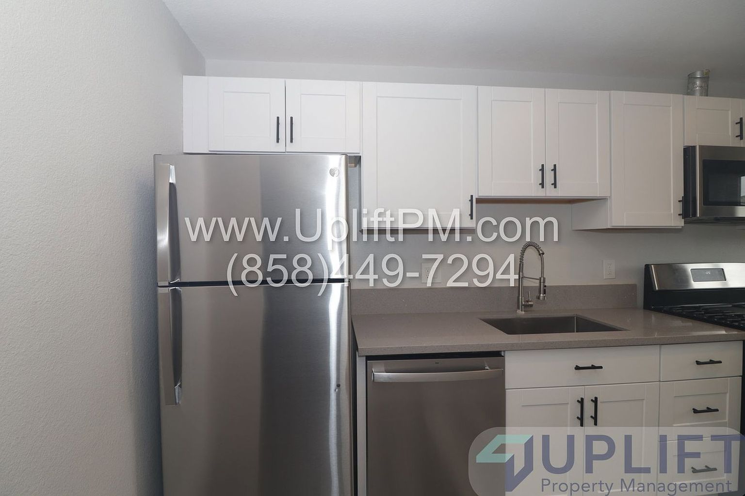 4167 Wightman Street parking